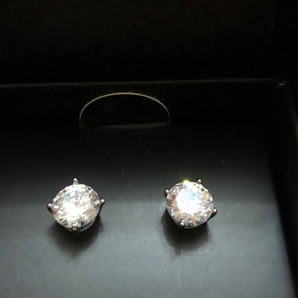Jones New York Round CZ Stud Silver-Tone Earrings – NWOT -Never Used